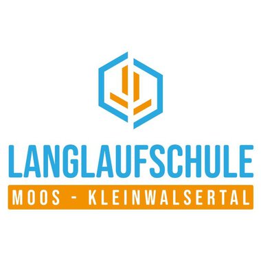 Ein Logo der Langlaufschule Moos - Kleinwalsertal. Es ist in Blau und Orange mit einem stilisierten Baum-Design. | © Langlaufschule Moos - Kleinwalsertal Logo
