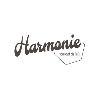 A stylish logo featuring the word "Harmonie" in a cursive font. Below it is "von Kopf bis Fuß" in a simple font. | © Salon Harmonie von Kopf bis Fuß Logo